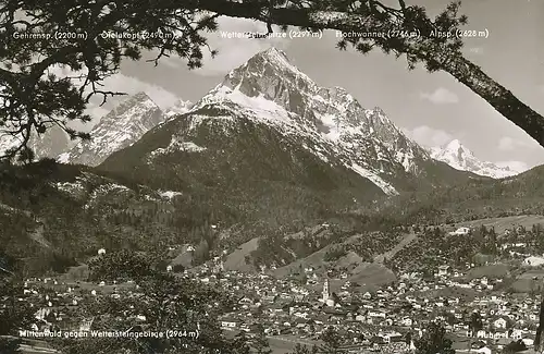 Mittenwald gegen Wettersteingebirge gl1962 125.998