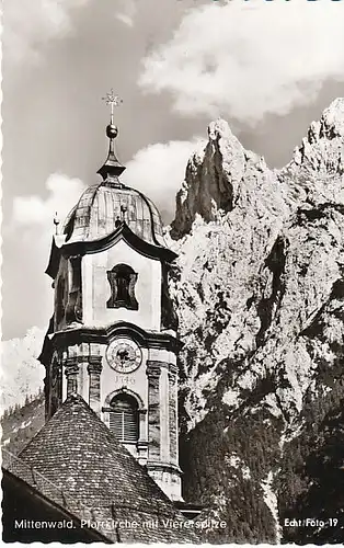 Mittenwald Pfarrkirche mit Viererspitze ngl C1349