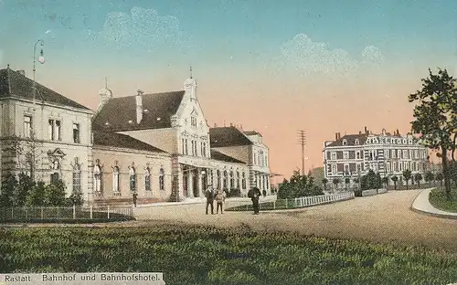 Rastatt Bahnhof und Bahnhofshotel feldpgl1916 133.699