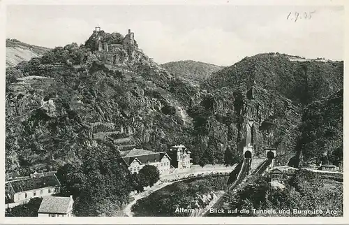 Altenahr Tunnels und Burgruine ngl 133.820