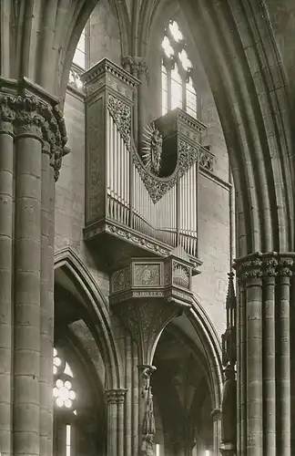 Freiburg Orgel im Mittelschiff des Münster ngl 134.507