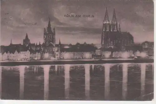 Köln vom Rhein gesehen bei Nacht gl1925 201.975