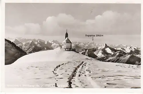 Das Wallberg-Kirchlein mit Zugspitze ngl B9941
