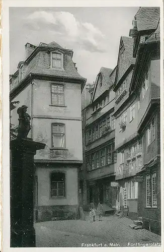 Frankfurt a.M. Fünffingerplatz ngl 132.101