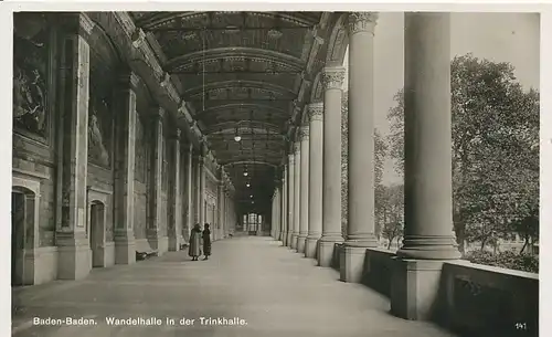 Baden-Baden Wandelhalle der Trinkhalle gl1937 133.771