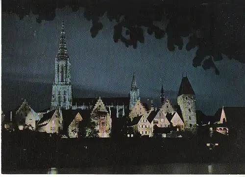 Ulm a.D. Nächtlicher Blick über die Stadtmauer ngl C6905