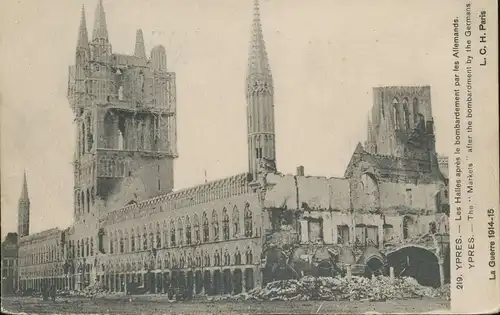 Ypres - Les Halles après le bombardement ngl 135.501