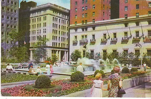 Pittburgh Pa Mellon Square with Penn-Sheraton Hotel gl1958 C7302
