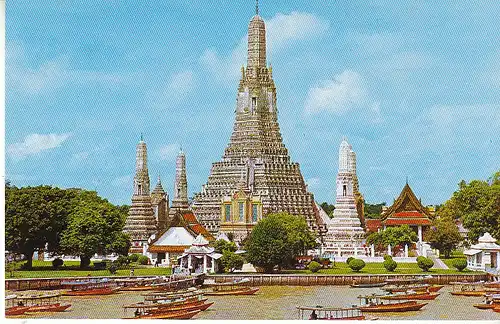 THA Bangkok Wat Aroon Temple of Dawn gl1986 C7721