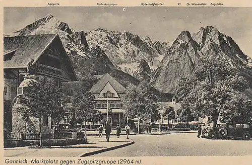 Garmisch Marktplatz geg. Zugspitze ngl C4179