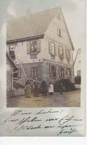 Renningen Familie vor Haus gl1911 205.784