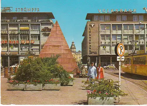 Karlsruhe Pyramide am Marktplatz gl1978 C6705