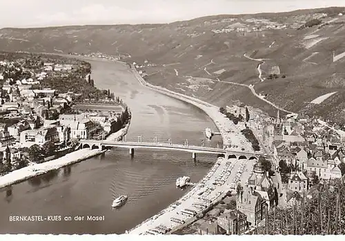 Bernkastel-Kues/Mosel von Burg Landshut ngl C4100