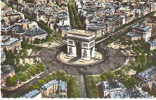 Paris La place et l'arc de triomphe de l'Etoile glum 1930? C7491