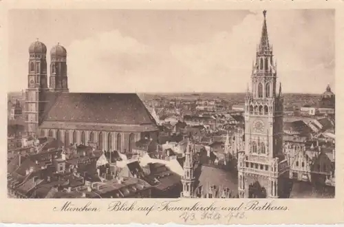 München Blick auf Frauenkirche und Rathaus ngl 212.224