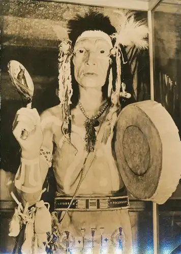 Karl May: Indianer-Museum Radebeul, Zaubermann ngl 136.883