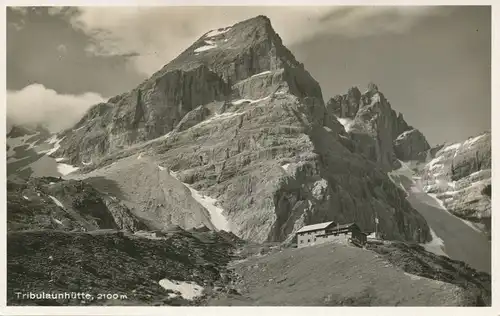 Berghütte: Tribulaunhütte mit Gschnitzer-und Pflerscher-Tribulaun gl1931 104.673