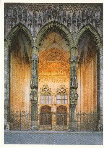 Ulm a.D. Das Münster Hauptportal in Abendstimmung ngl C6902