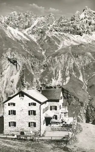 Berghütte: Kemptner Hütte mit Krottenspitzen ngl 104.370