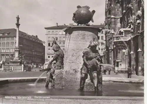 München Marienplatz Fischbrunnen gl1956 215.647