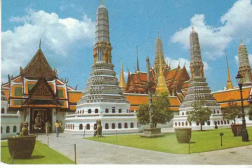 THA Bangkok Part inside Wat Phra Keo glum 1975? C7722