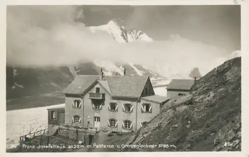 Berghütte: Franz Josefshaus mit Pasterze und Großglockner ngl 104.298