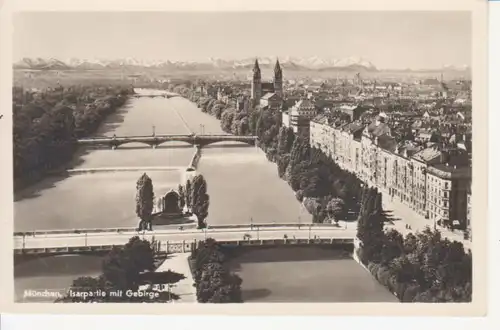 München - Isarpartie mit Blick gegen das Gebirge ngl 216.221