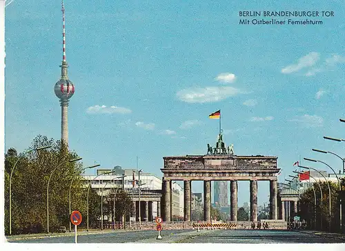 Berlin Brandenburger Tor u. Ostberliner Fernsehturm ngl C9299
