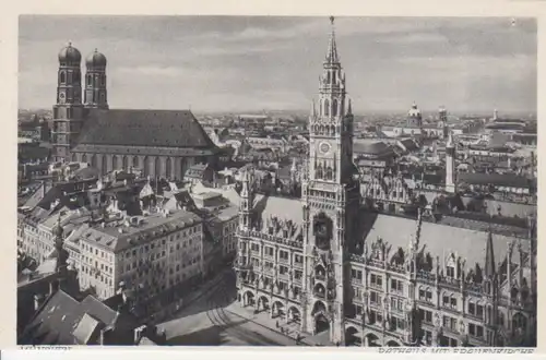 München - Rathaus mit Frauenkirche ngl 216.575