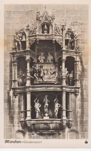 München - Glockenspiel im Rathausturm ngl 216.539