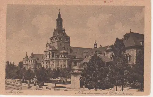 München - Nationalmuseum und Hubertusbrunnen ngl 216.653