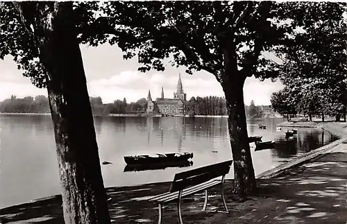 Konstanz a.B. Blick von der Uferstraße auf Münster und Insel-Hotel ngl 140.972