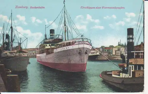 Hamburg Baakenhafen, Einschleppen eines Woermanndampfers ngl 218.716