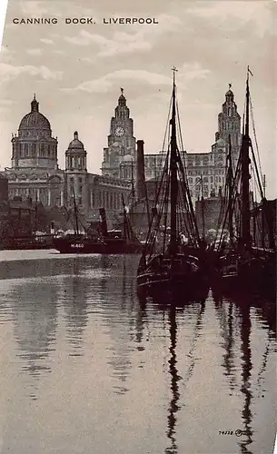 England: Liverpool Canning Dock ngl 147.186