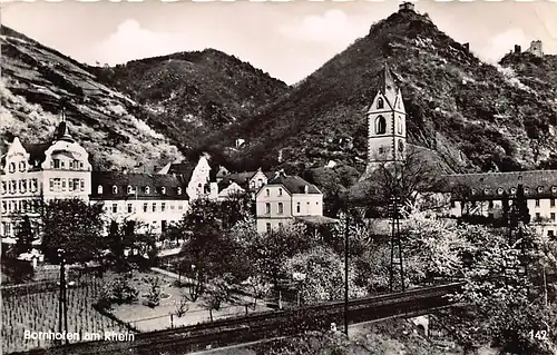 Bornhofen am Rhein Panorama ngl 146.304