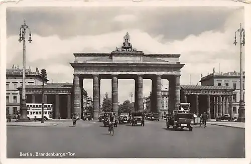 Berlin Brandenburger Tor ngl 143.669