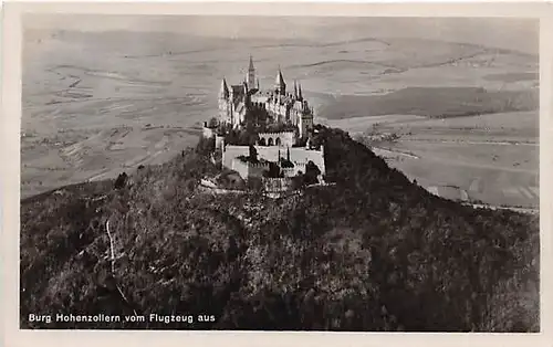 Burg Hohenzollern vom Flugzeug aus gl1927 144.669