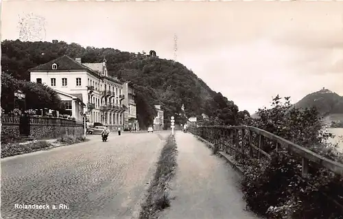 Rolandseck am Rhein Partie am Hotel ngl 147.547