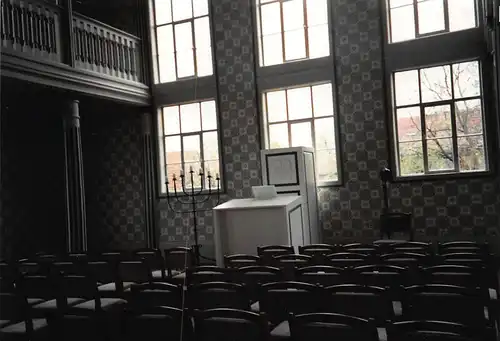 Berkach Synagoge Innenansicht FOTO 148.806