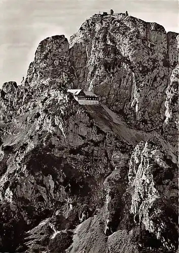 Wendelsteinmassiv mit Gipfel Hotel Kirche ngl 145.336