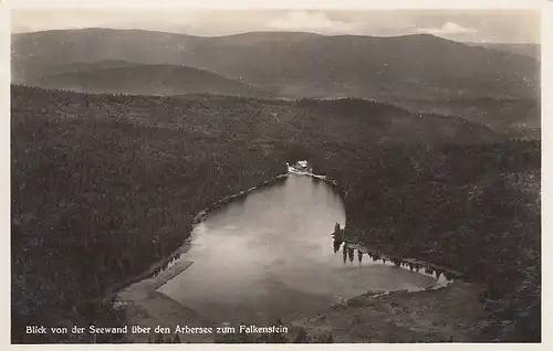 Blick von der Seewand über Arbersee zum Falkenstein ngl D2419