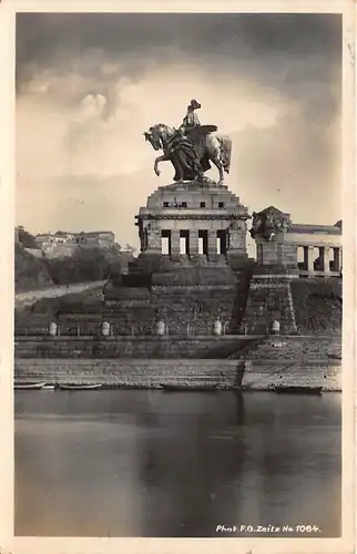 Koblenz Das Kaiser-Wilhelm-Denkmal am deutschen Eck gl1929 146.049