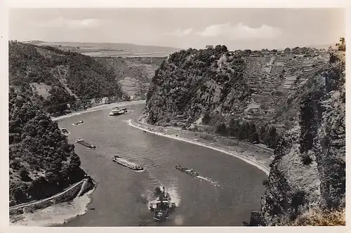 Reger Verkehr an der Loreley am Rhein ngl D1920