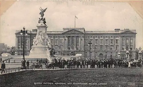 England: London Queen Victoria Memorial and Buckingham Palace ngl 147.381