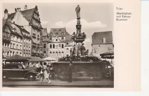 Trier Marktplatz mit Petrus-Brunnen ngl 218.772