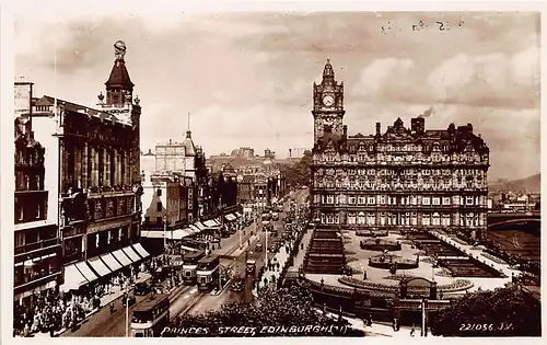 Schottland: Edinburgh - Princes Street ngl 146.765
