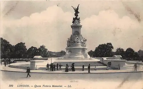 England: London Queen Victoria Memorial ngl 147.440