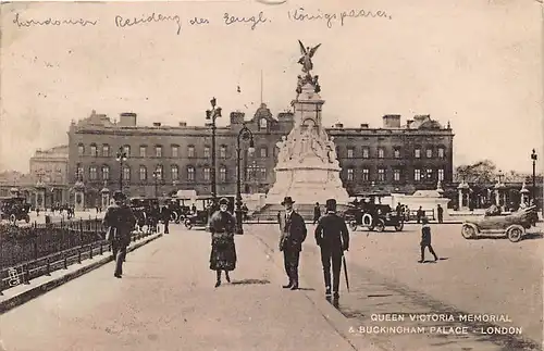 England: London Queen Victoria Memorial and Buckingham Palace gl1925 147.424