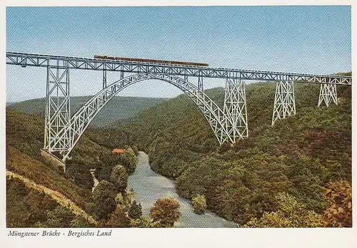 Bahn auf Müngstener Brücke im Bergischen Land ngl D1726