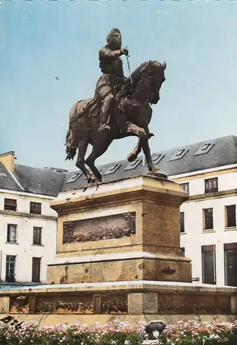 Orléans (Loiret) Place du Martroi Statue Jeanne d'Arc ngl D8088